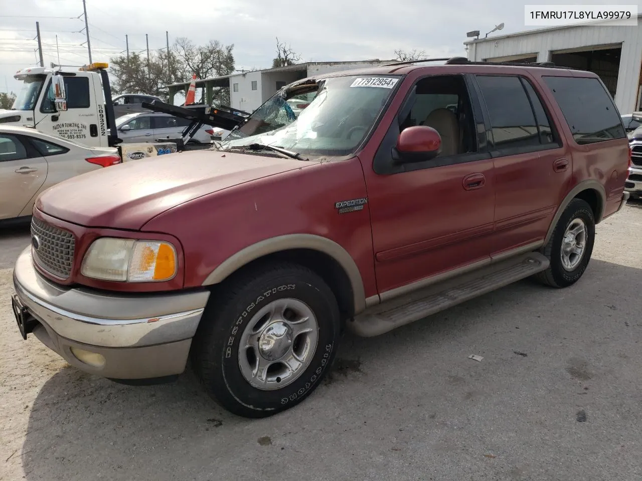 2000 Ford Expedition Eddie Bauer VIN: 1FMRU17L8YLA99979 Lot: 77912954