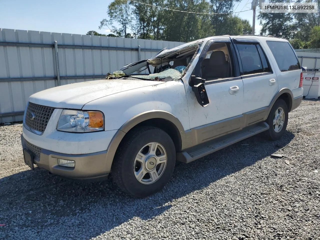 2003 Ford Expedition Eddie Bauer VIN: 1FMPU18L13LB92258 Lot: 74061104