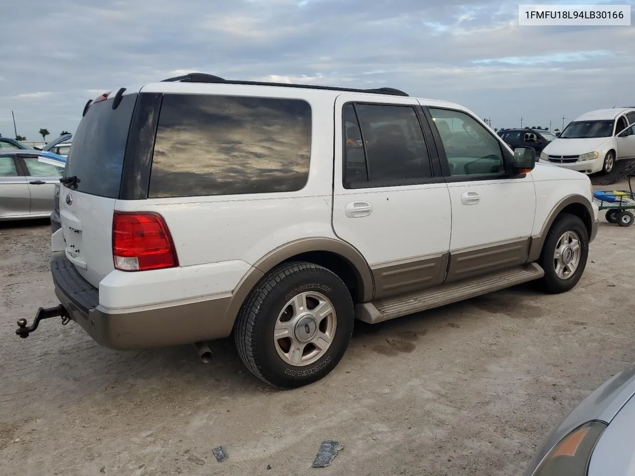 2004 Ford Expedition Eddie Bauer VIN: 1FMFU18L94LB30166 Lot: 73979344