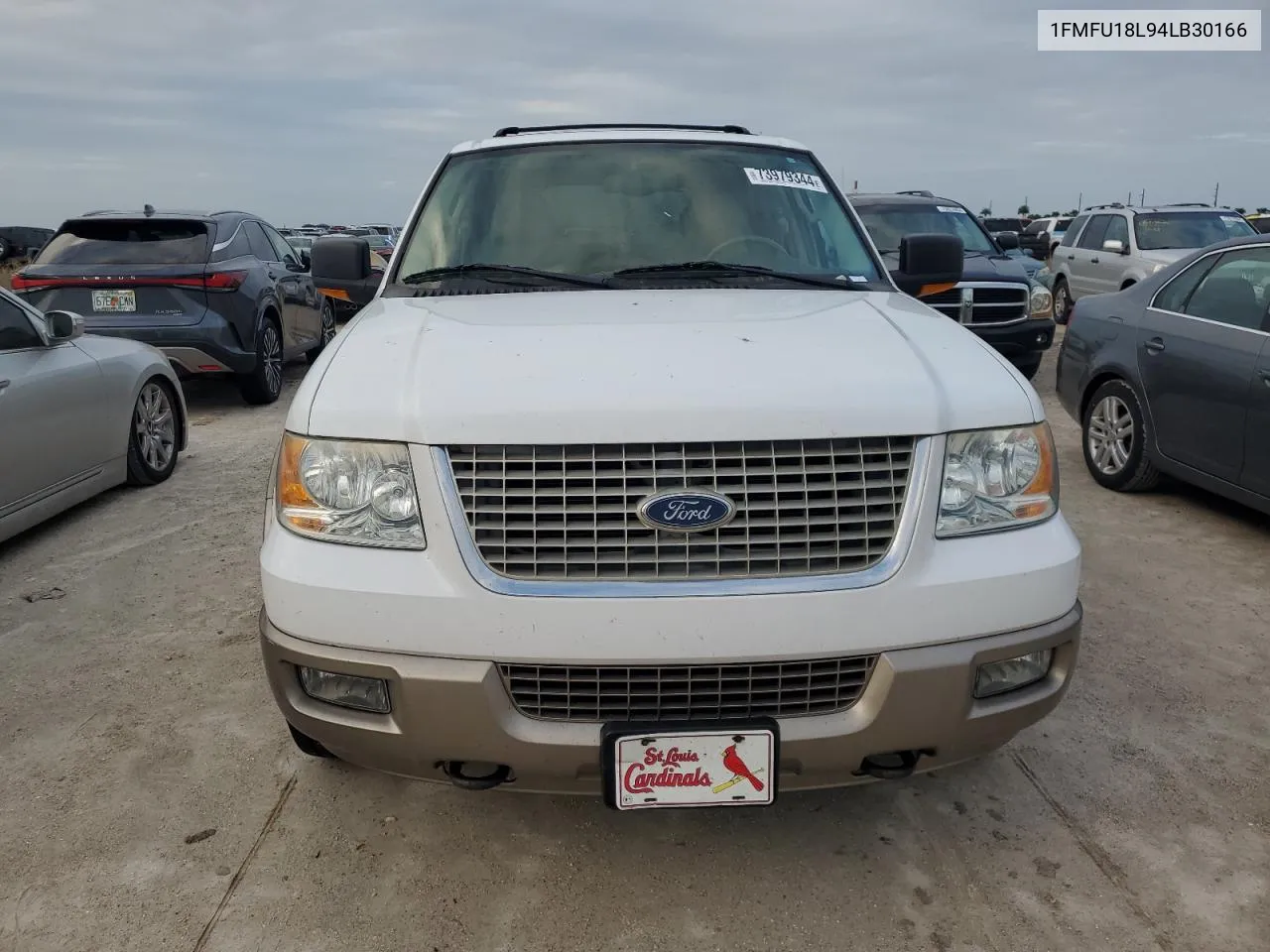 1FMFU18L94LB30166 2004 Ford Expedition Eddie Bauer