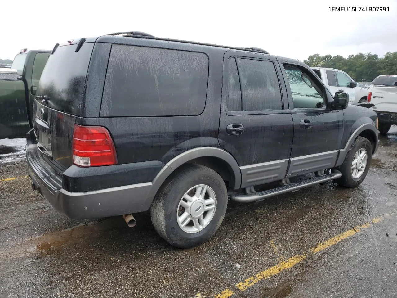 2004 Ford Expedition Xlt VIN: 1FMFU15L74LB07991 Lot: 74500934