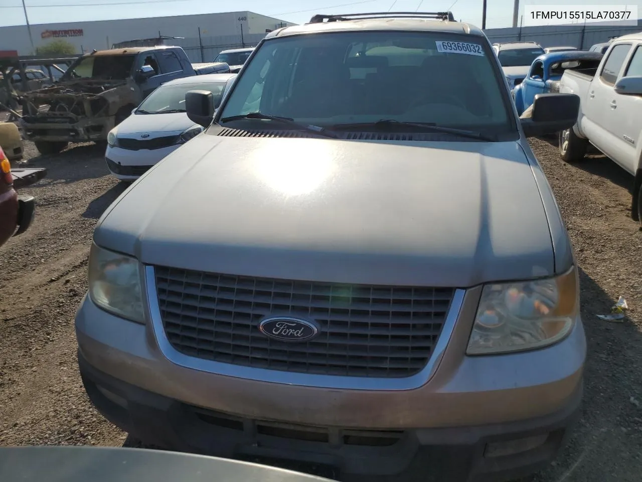 1FMPU15515LA70377 2005 Ford Expedition Xlt