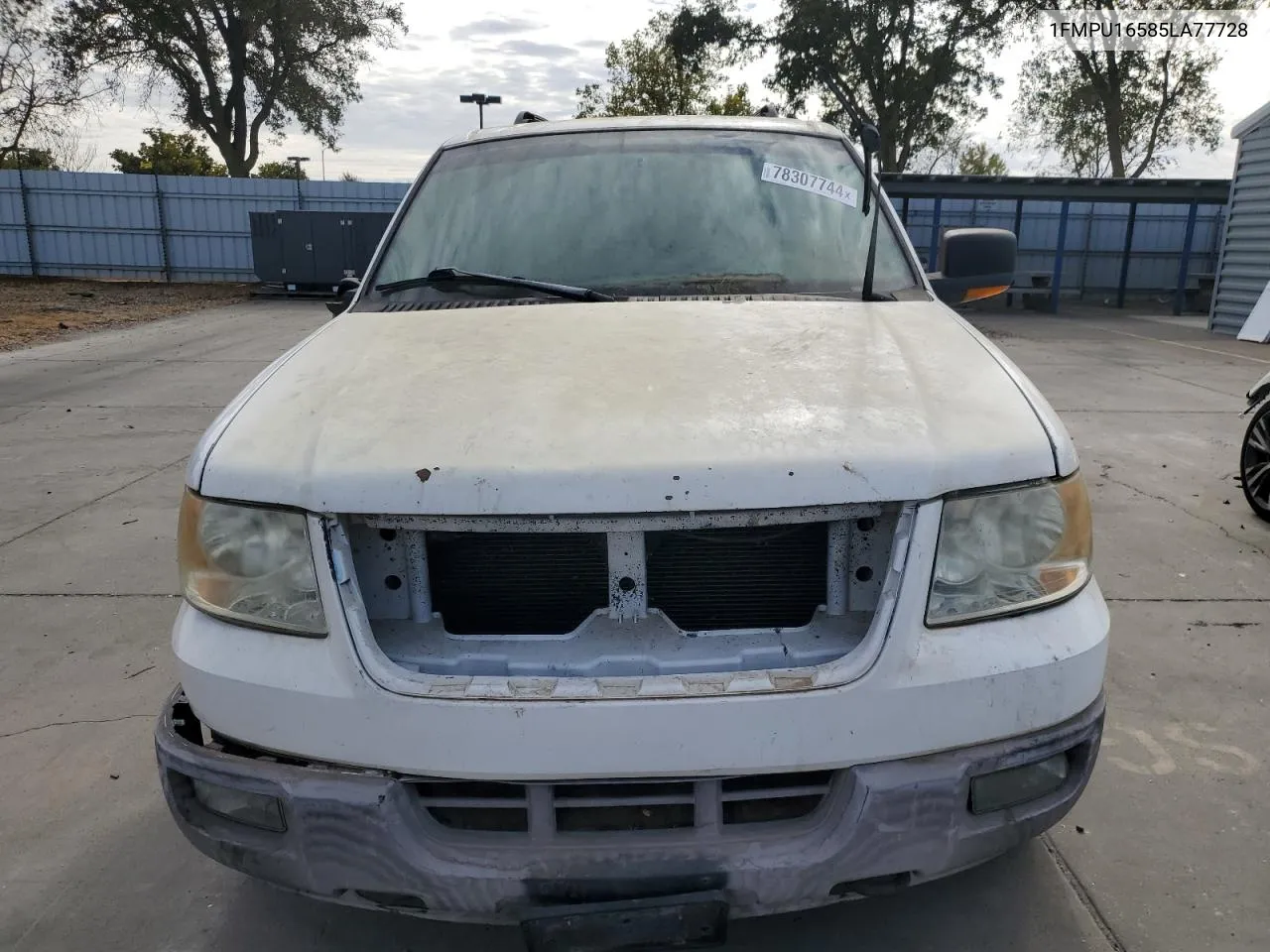 1FMPU16585LA77728 2005 Ford Expedition Xlt