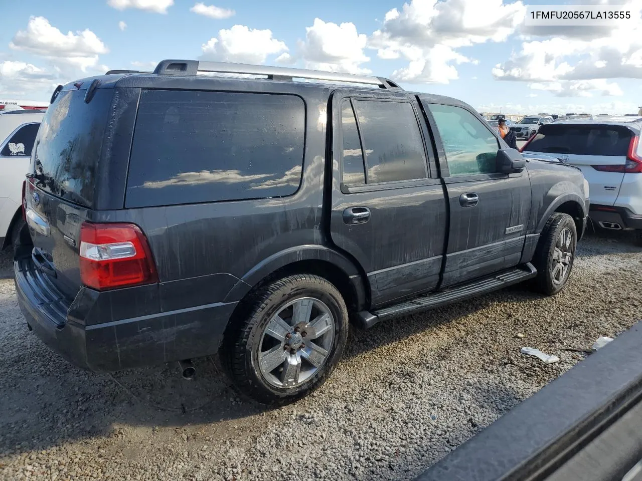 2007 Ford Expedition Limited VIN: 1FMFU20567LA13555 Lot: 75012404