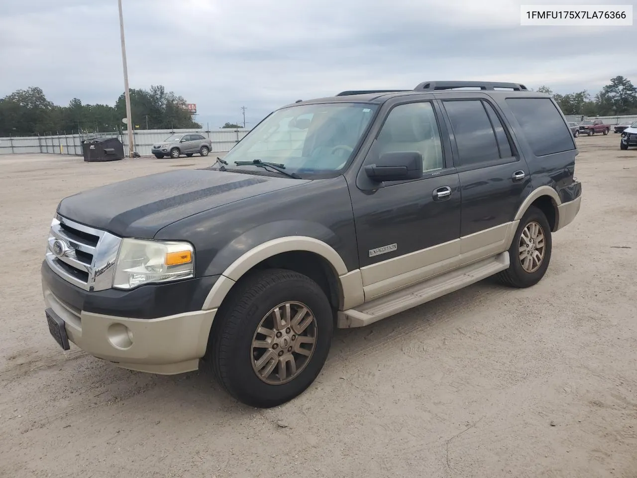 2007 Ford Expedition Eddie Bauer VIN: 1FMFU175X7LA76366 Lot: 76051534