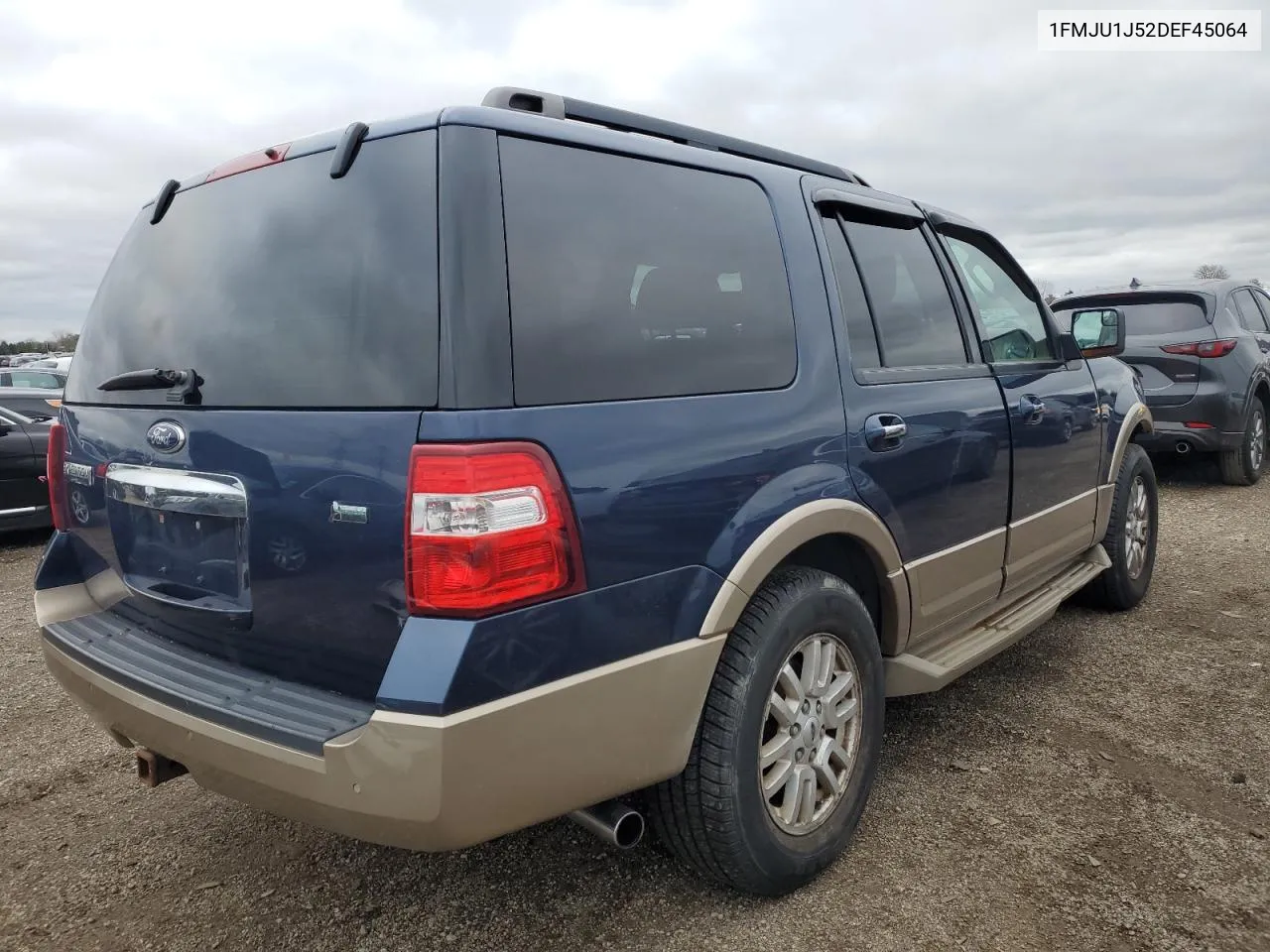 2013 Ford Expedition Xlt VIN: 1FMJU1J52DEF45064 Lot: 79097764