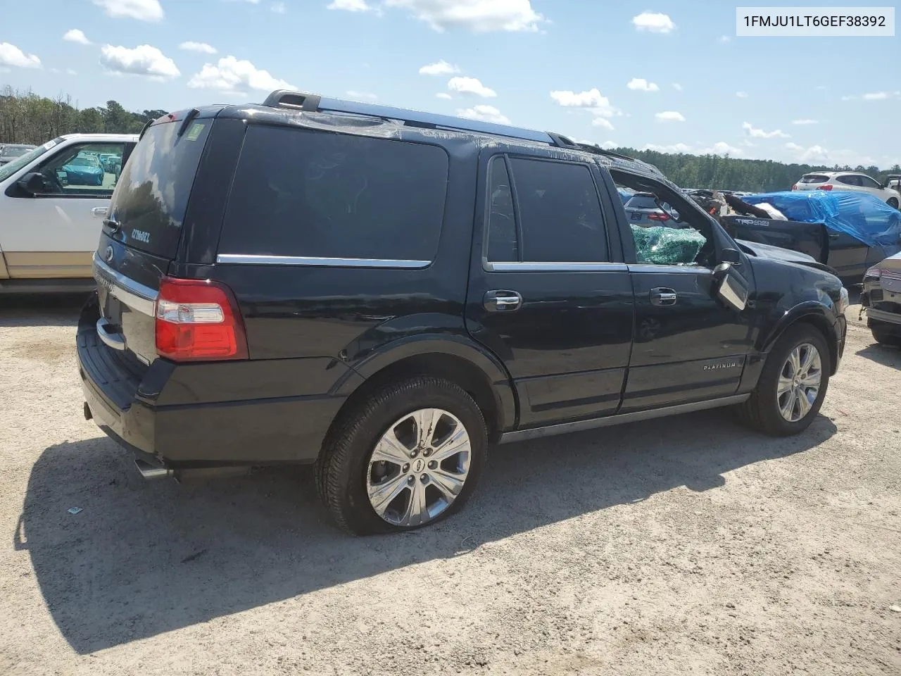 2016 Ford Expedition Platinum VIN: 1FMJU1LT6GEF38392 Lot: 67907614