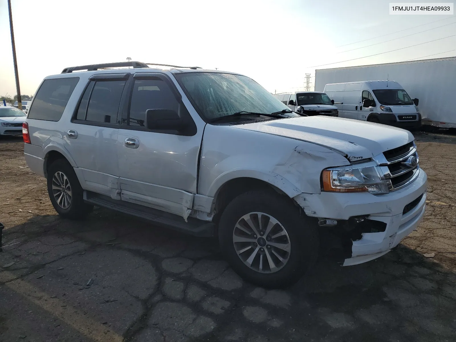 1FMJU1JT4HEA09933 2017 Ford Expedition Xlt