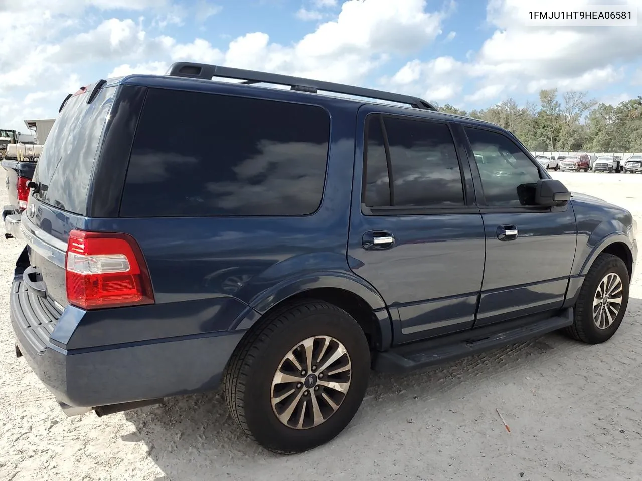 2017 Ford Expedition Xlt VIN: 1FMJU1HT9HEA06581 Lot: 78448504