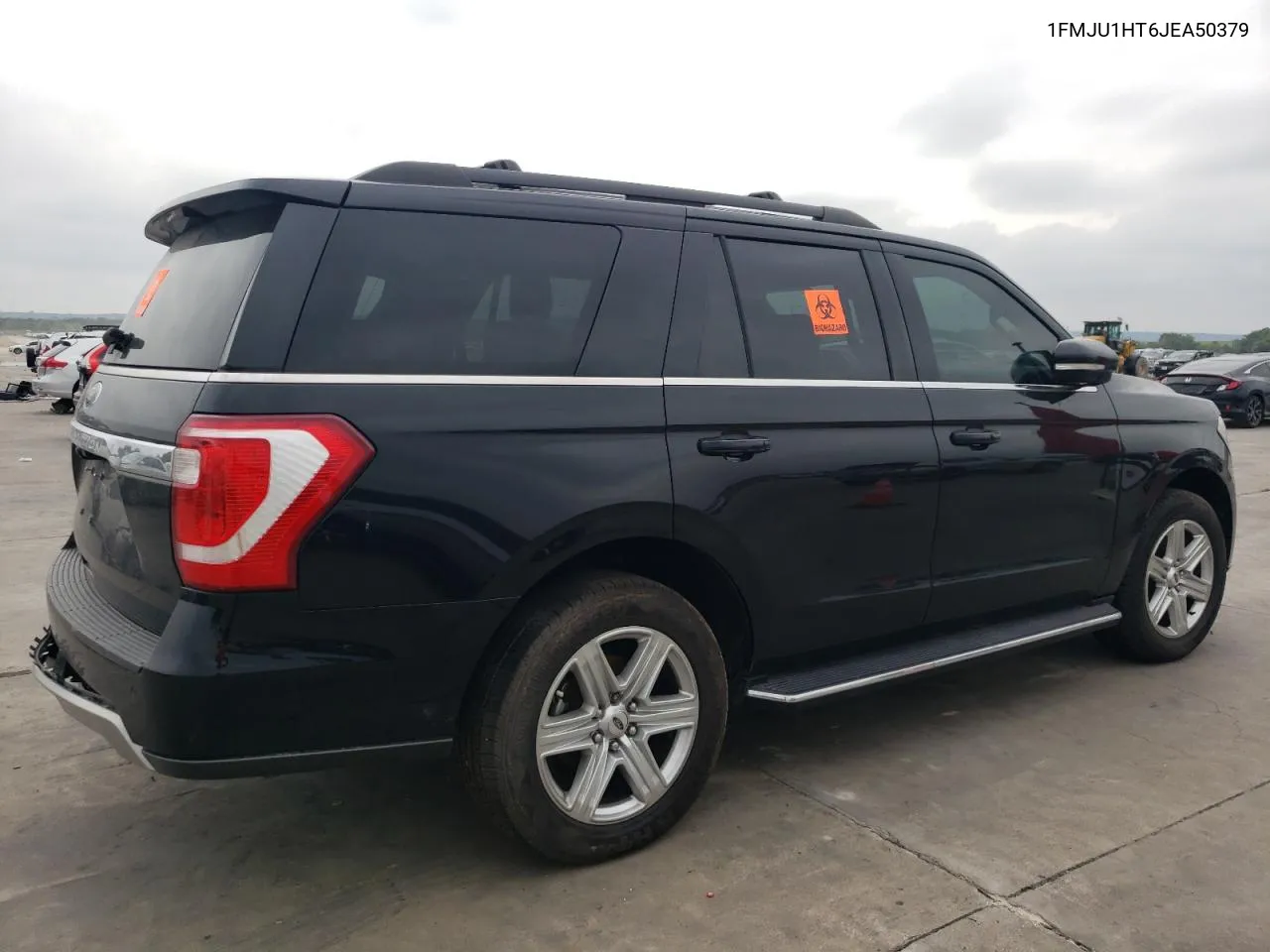 1FMJU1HT6JEA50379 2018 Ford Expedition Xlt