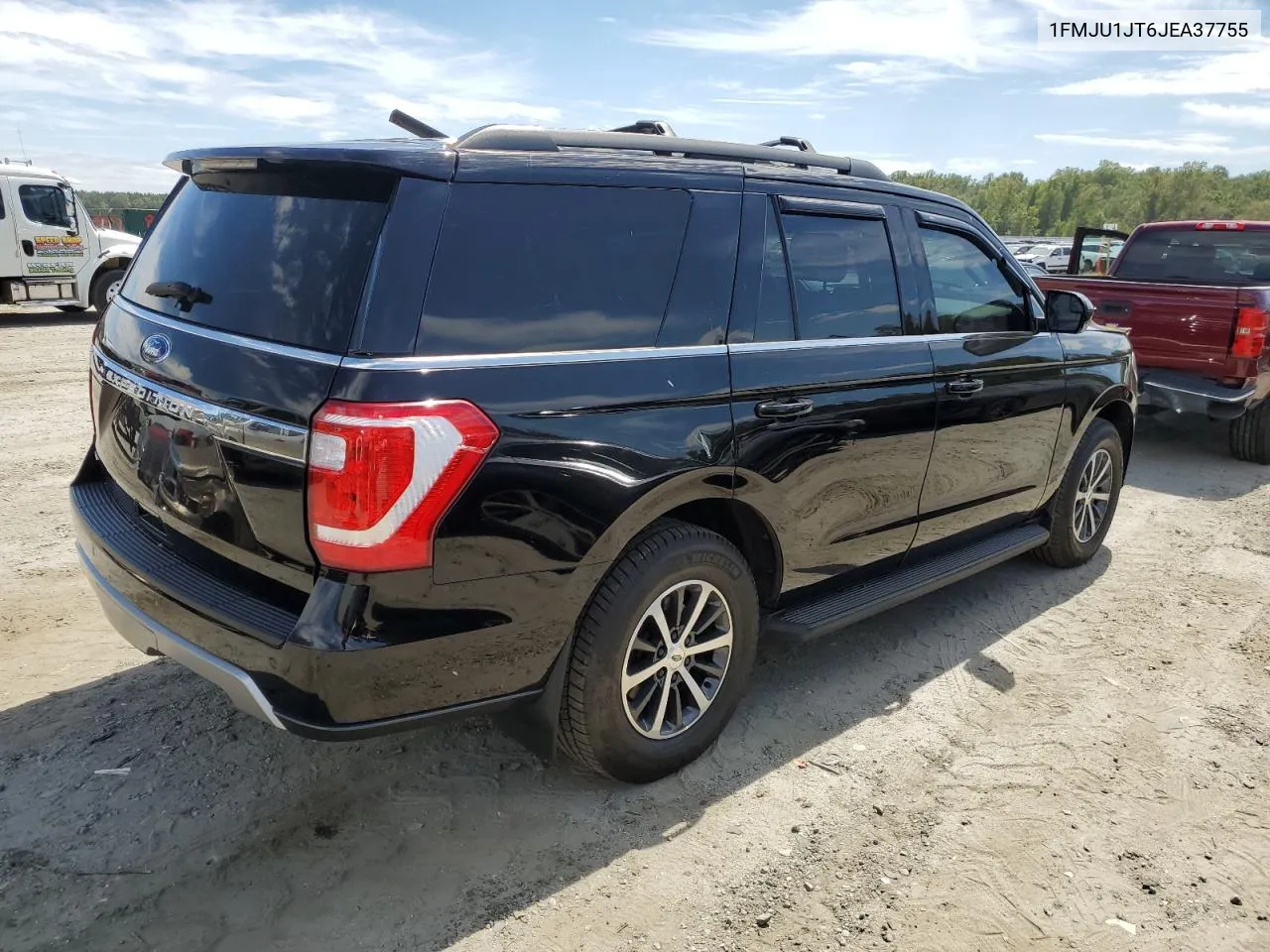 2018 Ford Expedition Xlt VIN: 1FMJU1JT6JEA37755 Lot: 70288174