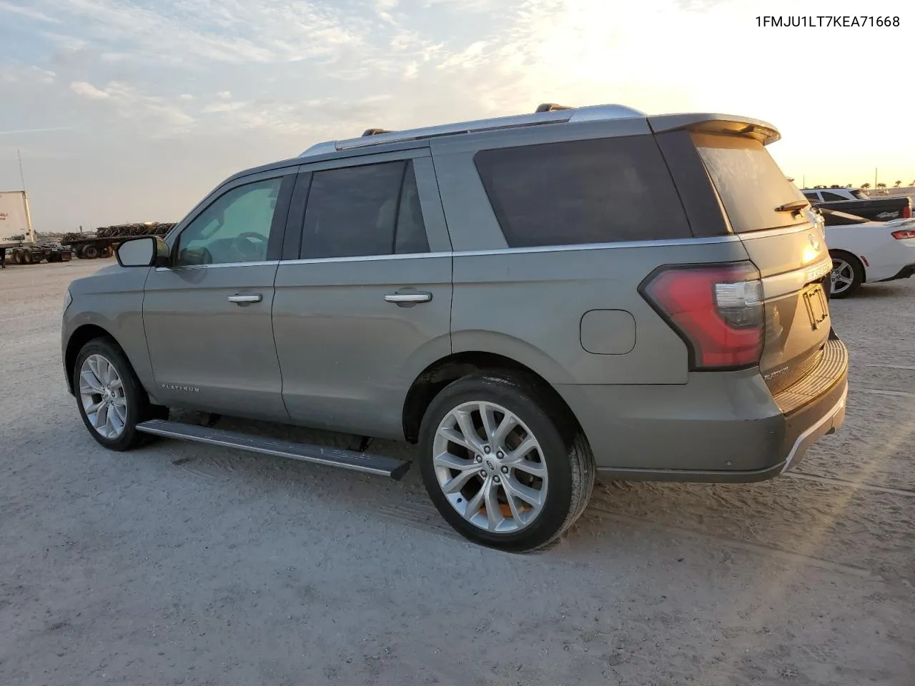 2019 Ford Expedition Platinum VIN: 1FMJU1LT7KEA71668 Lot: 74433484