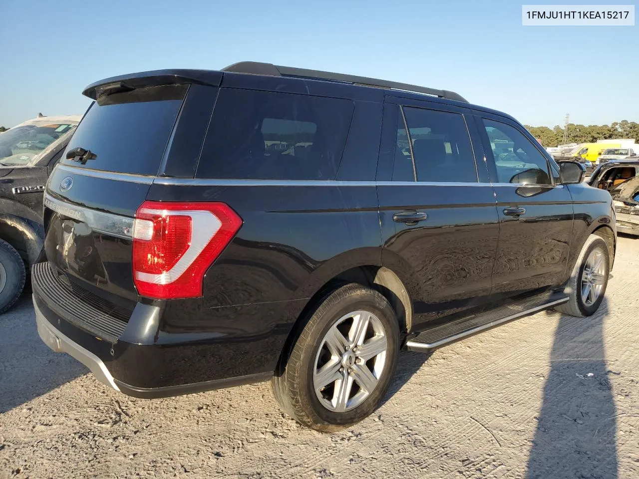 2019 Ford Expedition Xlt VIN: 1FMJU1HT1KEA15217 Lot: 77432094