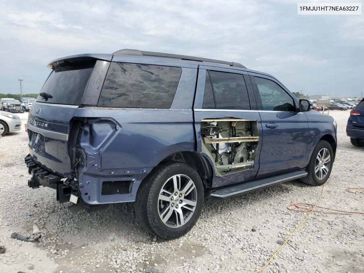 2022 Ford Expedition Xlt VIN: 1FMJU1HT7NEA63227 Lot: 67907314