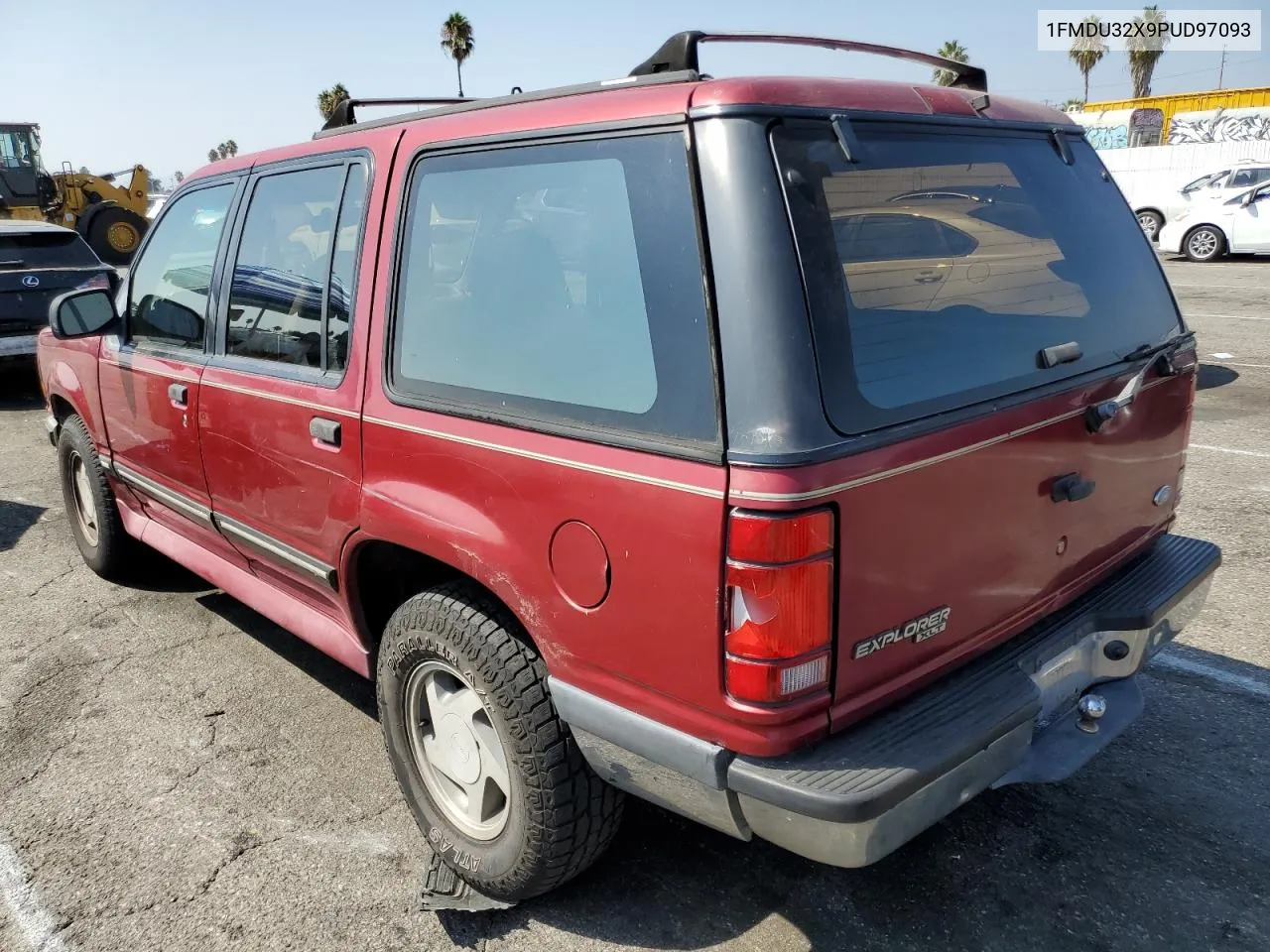 1993 Ford Explorer VIN: 1FMDU32X9PUD97093 Lot: 71476994