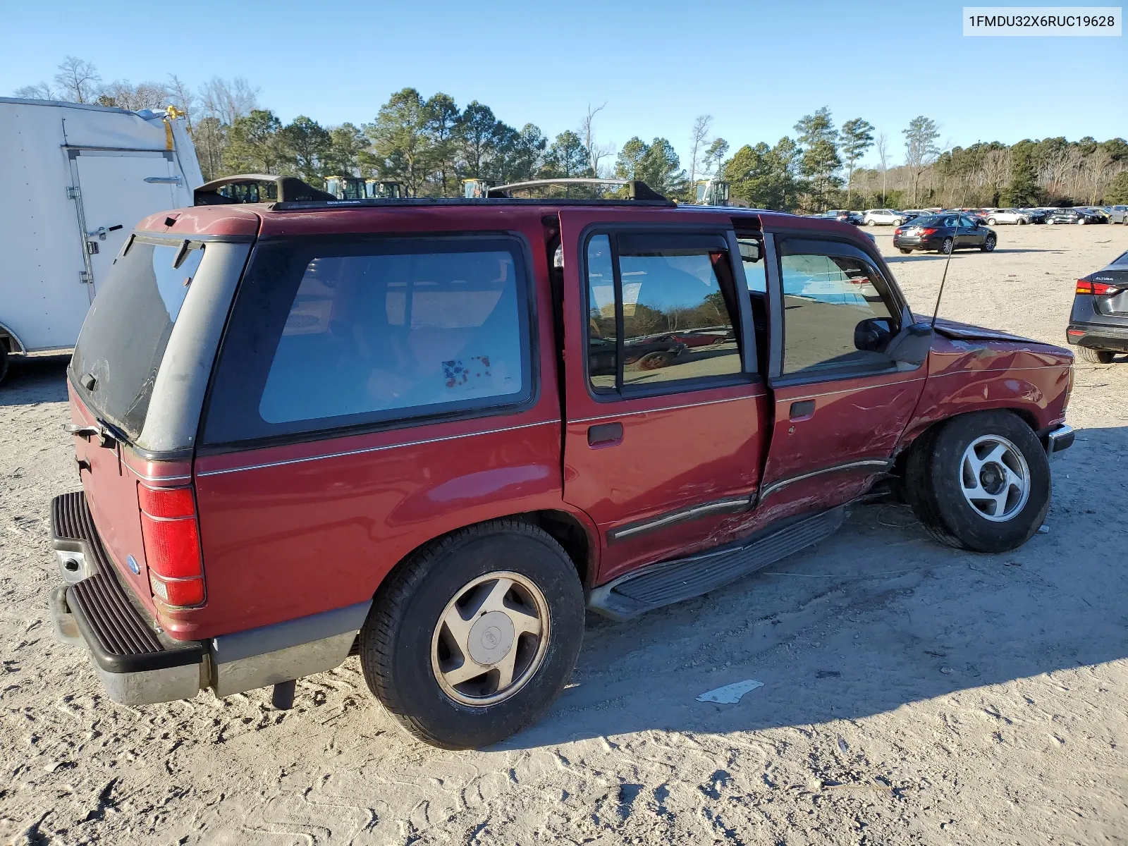 1994 Ford Explorer VIN: 1FMDU32X6RUC19628 Lot: 43439994