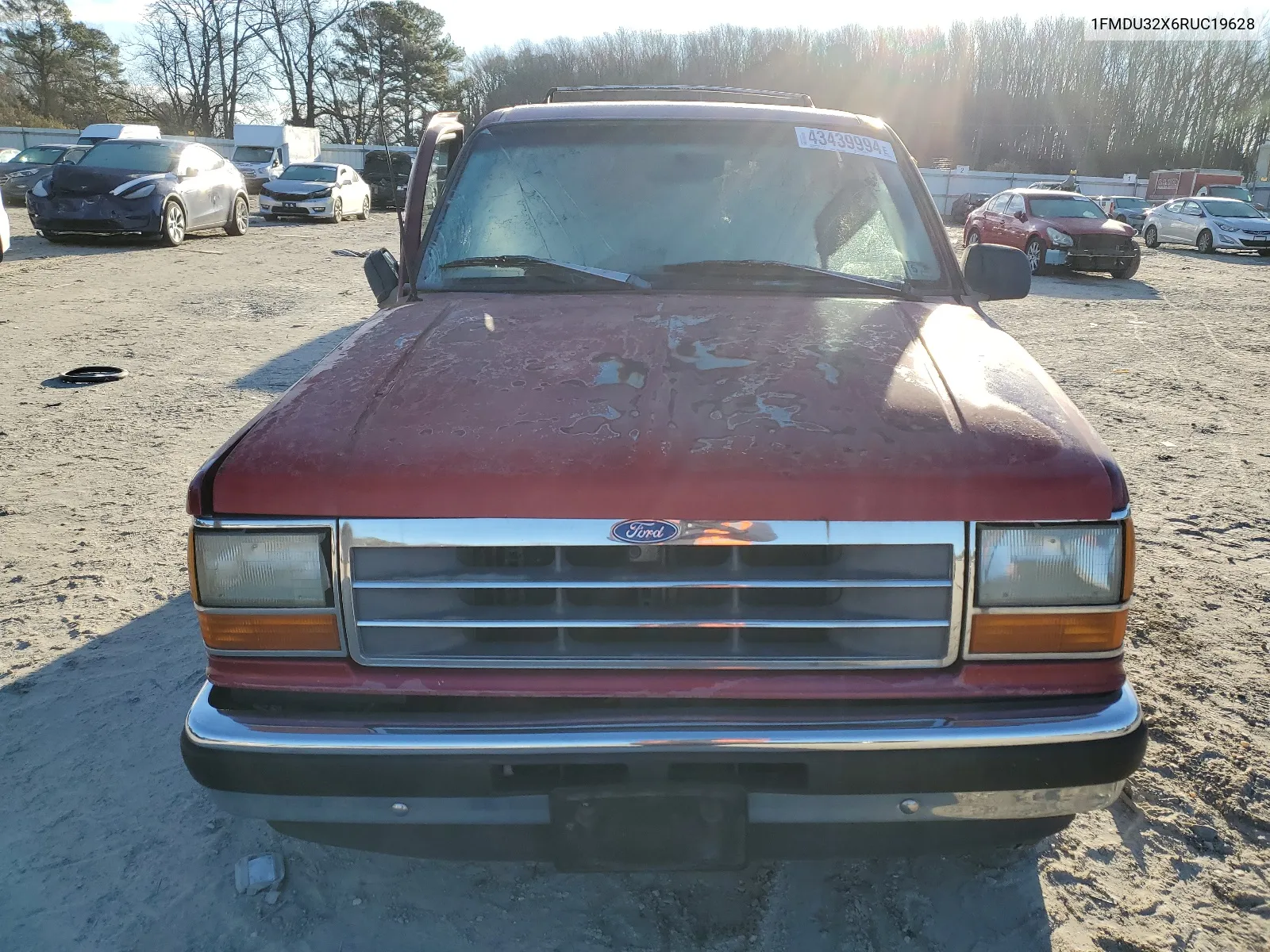 1994 Ford Explorer VIN: 1FMDU32X6RUC19628 Lot: 43439994