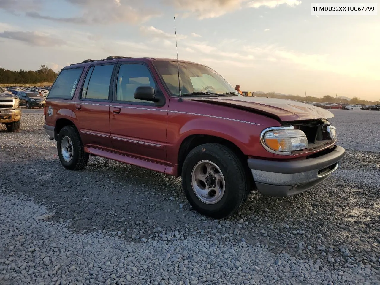 1996 Ford Explorer VIN: 1FMDU32XXTUC67799 Lot: 74787994