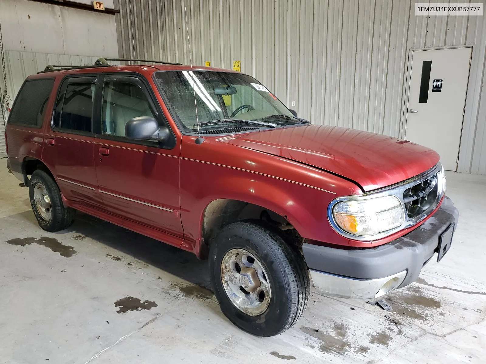 1999 Ford Explorer VIN: 1FMZU34EXXUB57777 Lot: 62674464