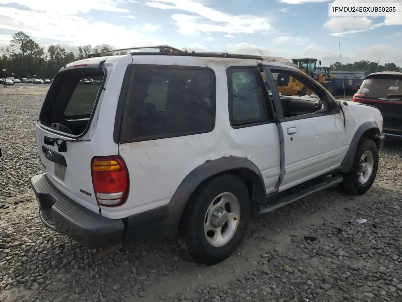 1999 Ford Explorer VIN: 1FMDU24E5XUB50255 Lot: 74538014