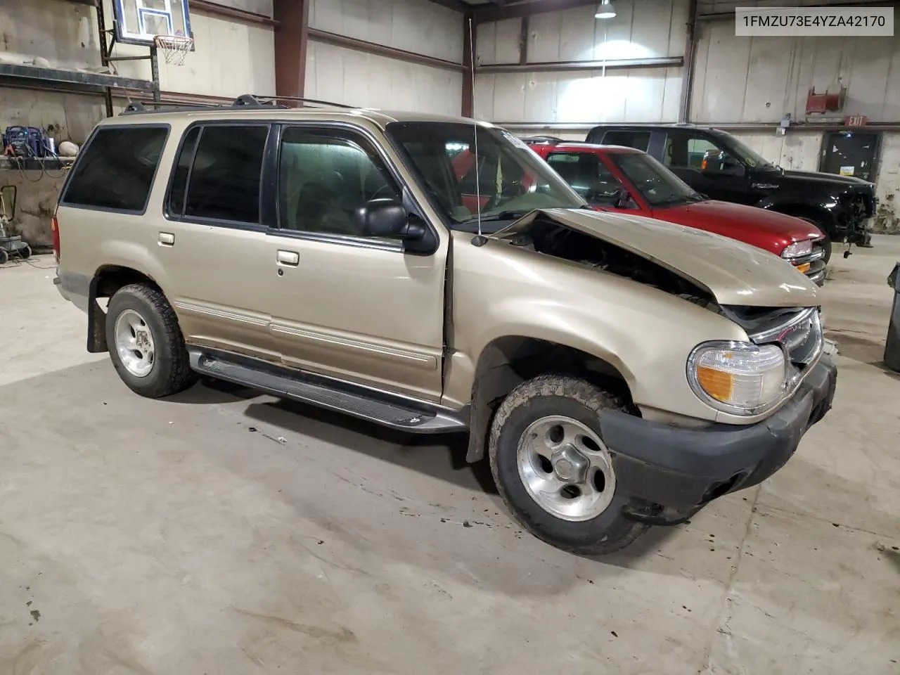 1FMZU73E4YZA42170 2000 Ford Explorer Xlt