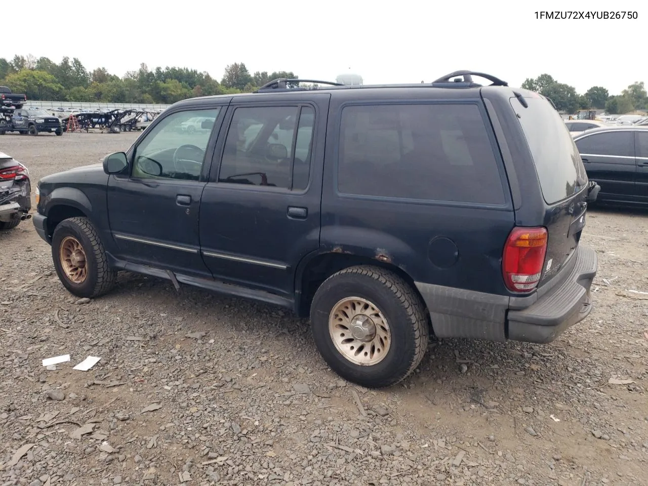 2000 Ford Explorer Xls VIN: 1FMZU72X4YUB26750 Lot: 72037904