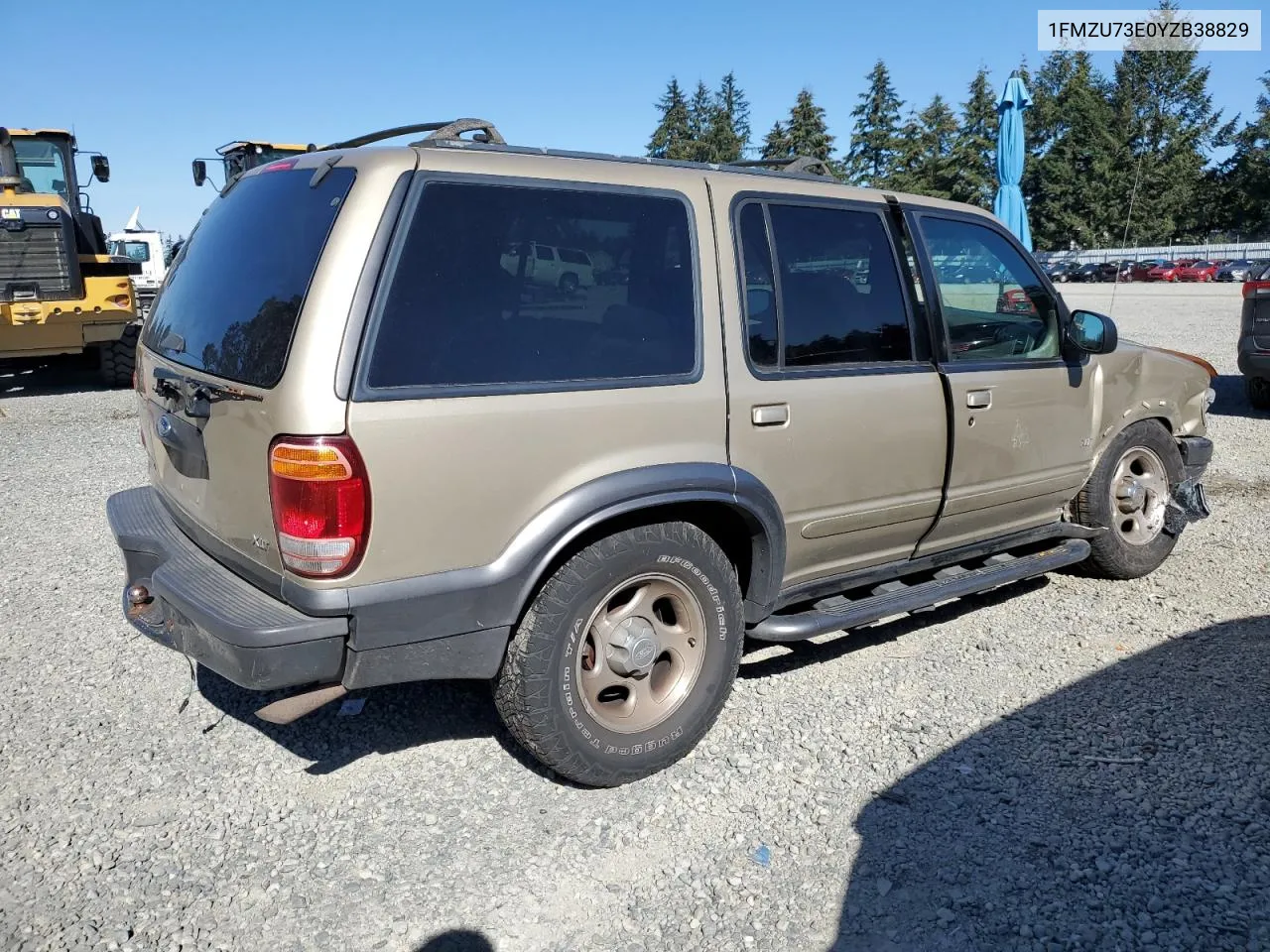 2000 Ford Explorer Xlt VIN: 1FMZU73E0YZB38829 Lot: 73808434