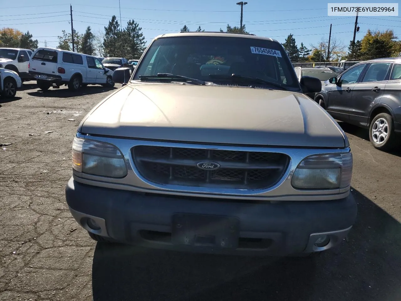 2000 Ford Explorer Xlt VIN: 1FMDU73E6YUB29964 Lot: 76545654