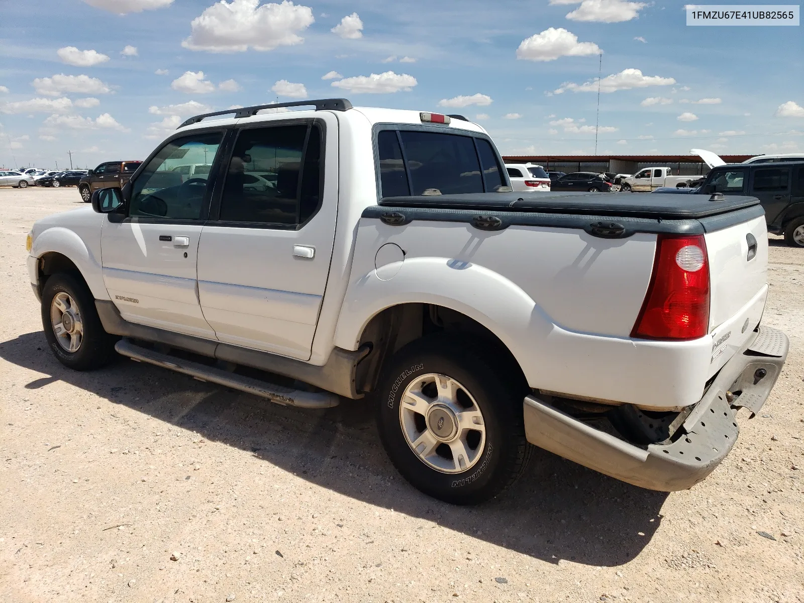 2001 Ford Explorer Sport Trac VIN: 1FMZU67E41UB82565 Lot: 66617424