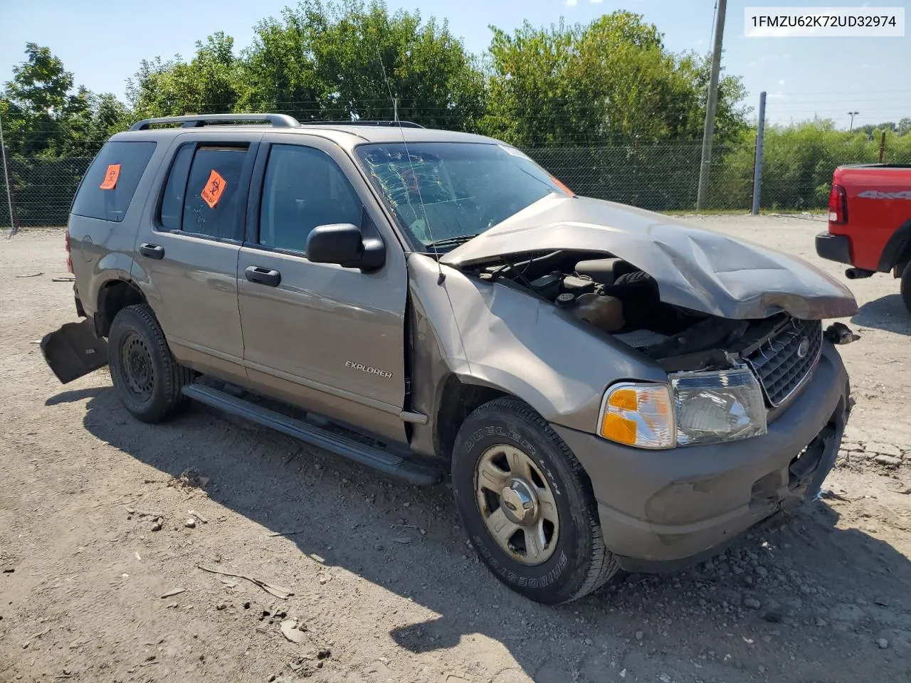 2002 Ford Explorer Xls VIN: 1FMZU62K72UD32974 Lot: 70235594