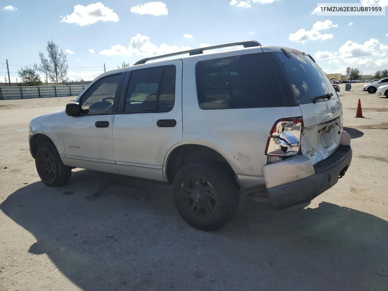 2002 Ford Explorer Xls VIN: 1FMZU62E82UB81959 Lot: 77952744