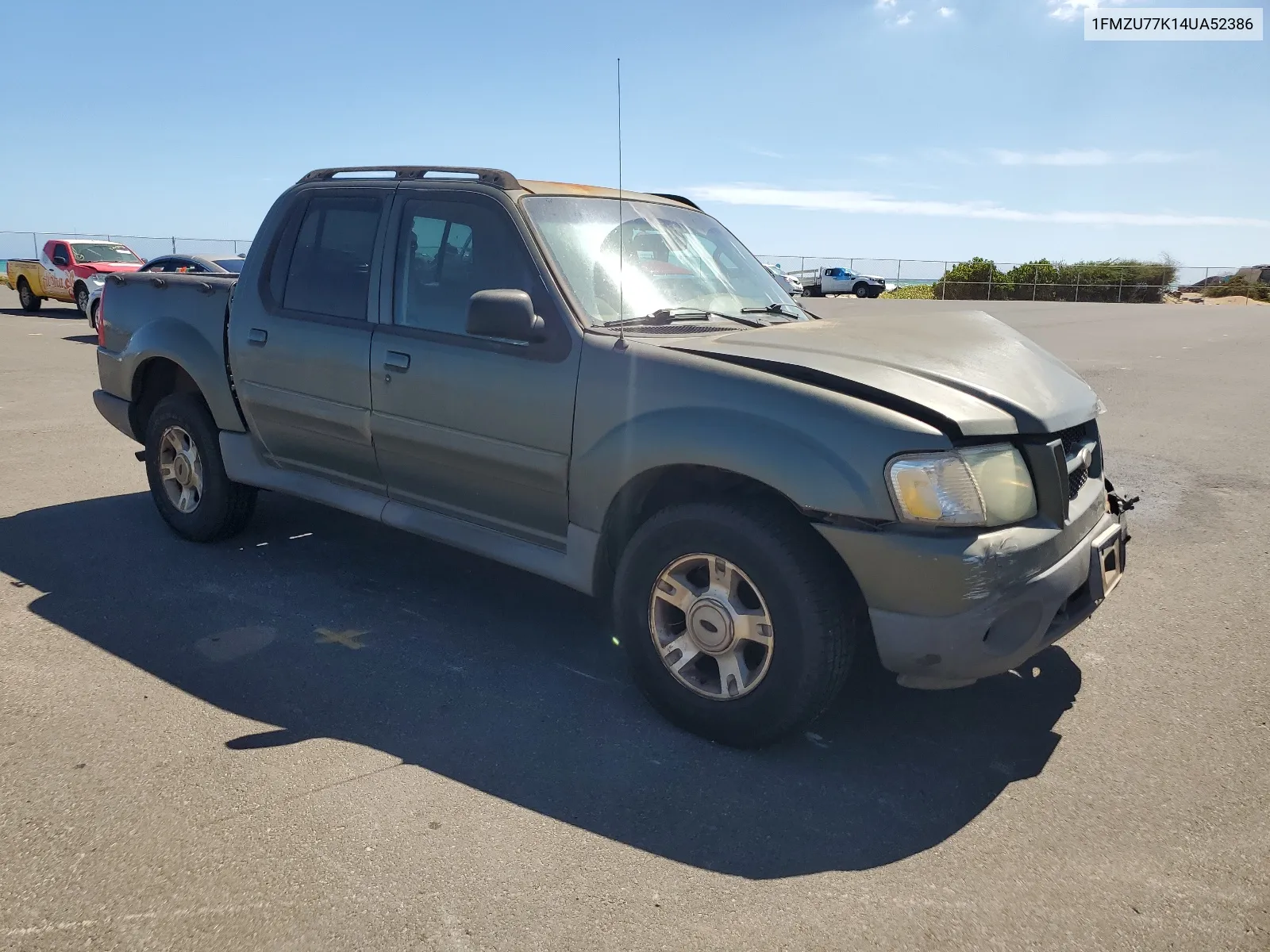 2004 Ford Explorer Sport Trac VIN: 1FMZU77K14UA52386 Lot: 64265194