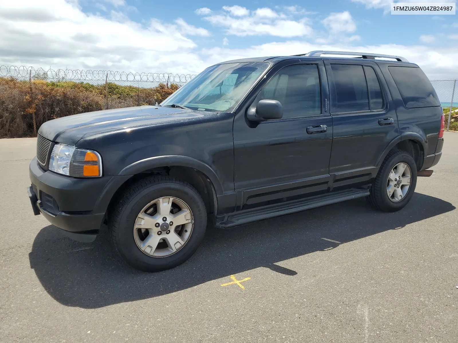 2004 Ford Explorer Limited VIN: 1FMZU65W04ZB24987 Lot: 64883754