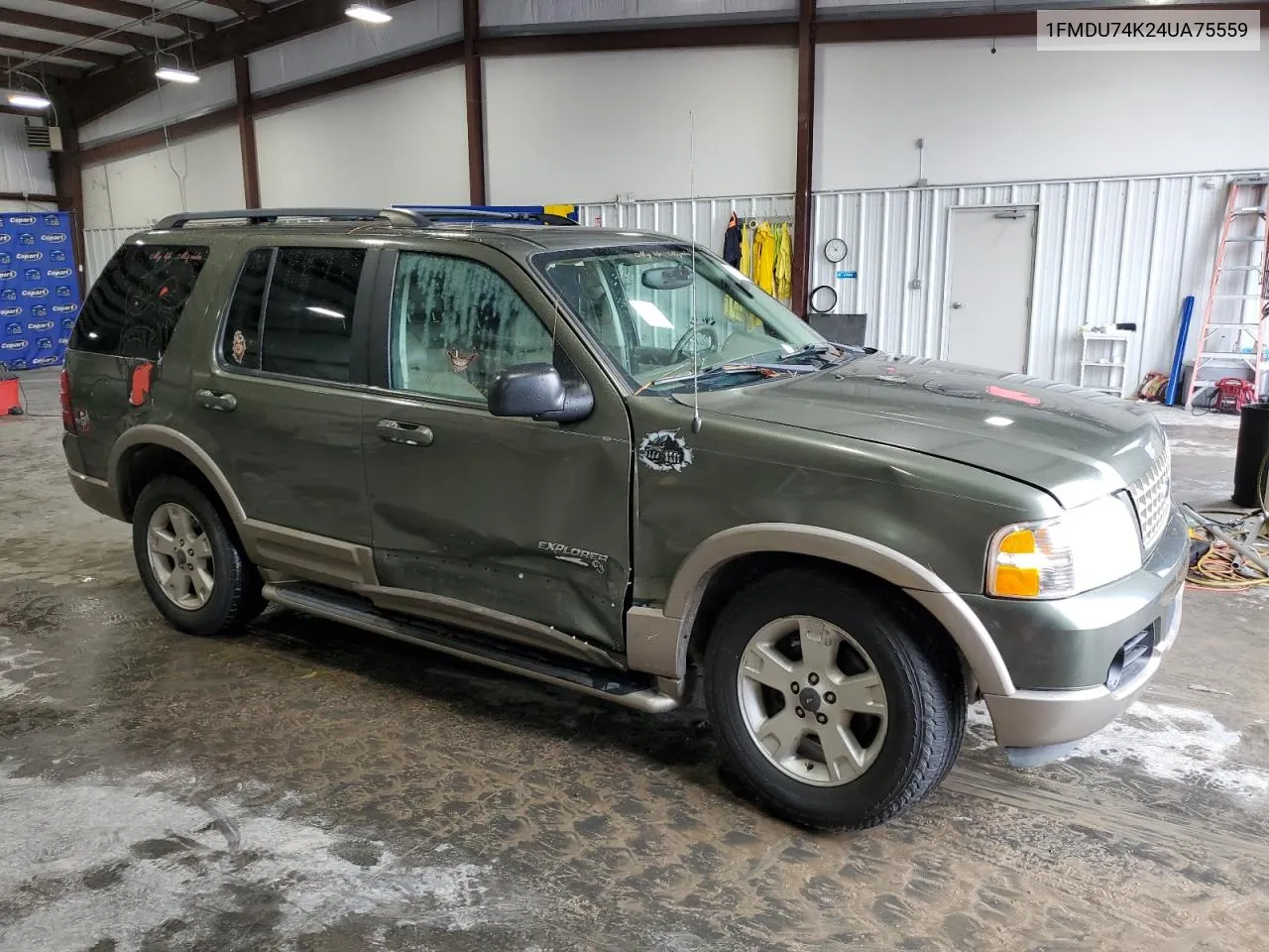 1FMDU74K24UA75559 2004 Ford Explorer Eddie Bauer