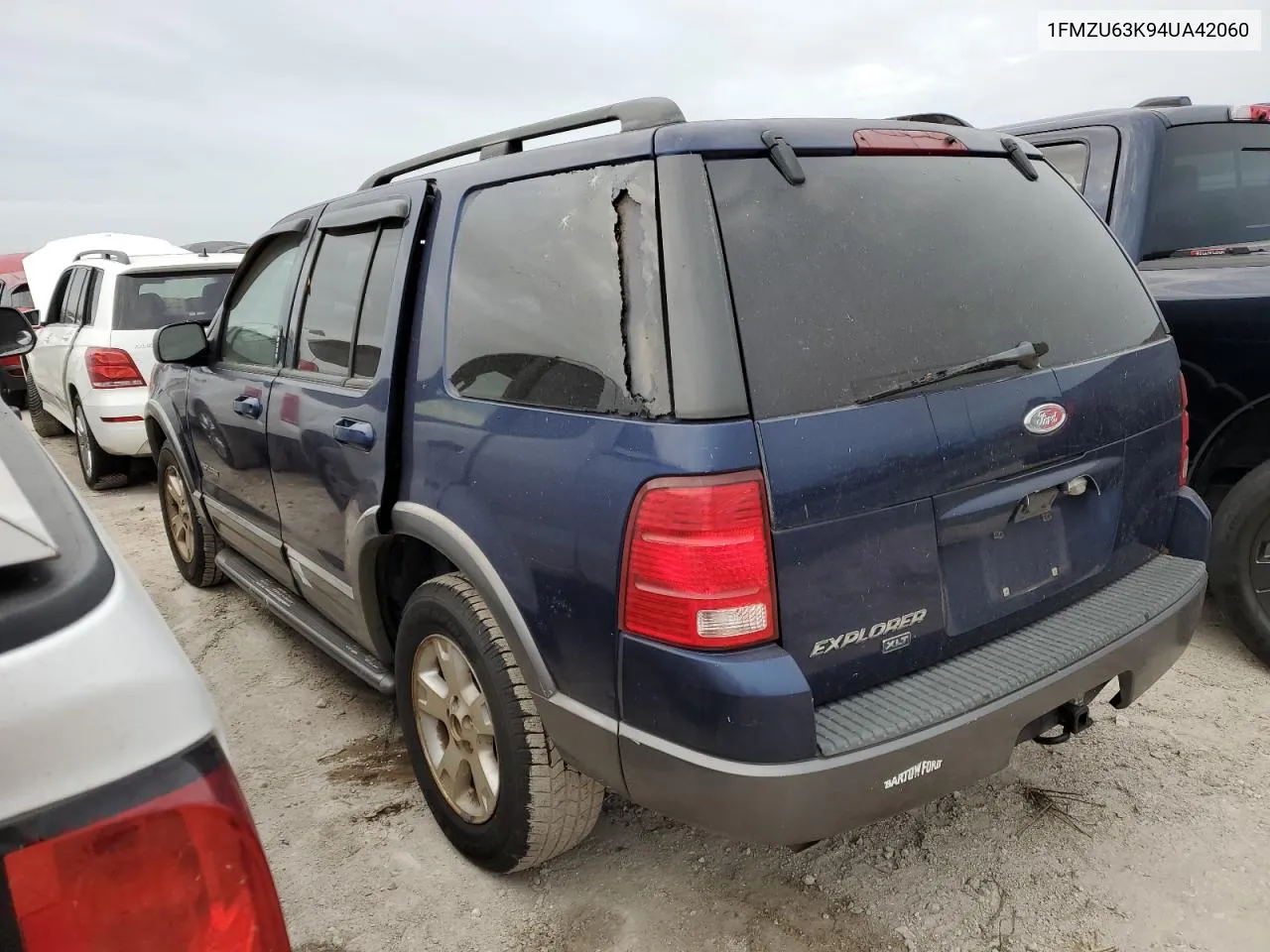 2004 Ford Explorer Xlt VIN: 1FMZU63K94UA42060 Lot: 74682314