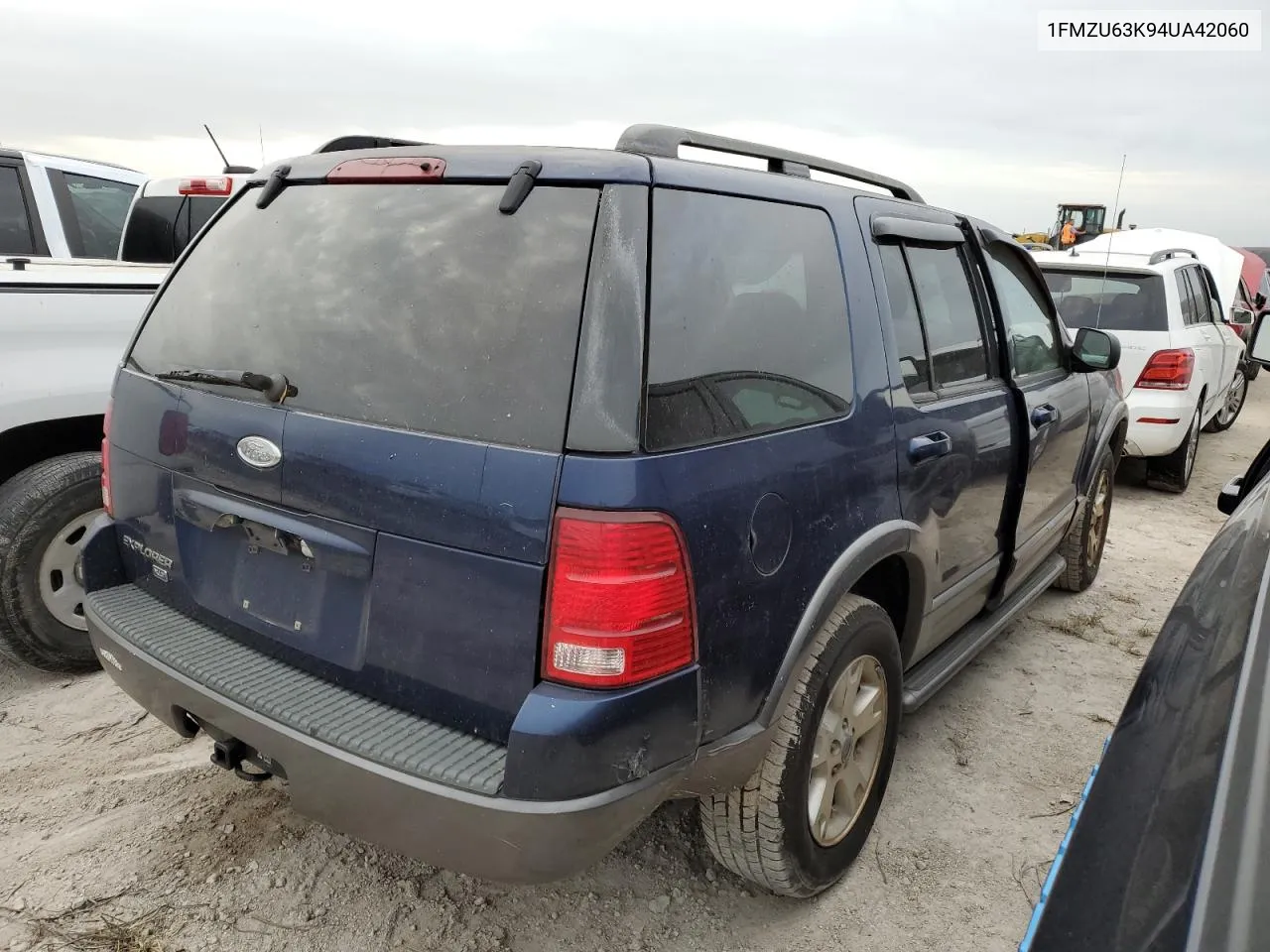 2004 Ford Explorer Xlt VIN: 1FMZU63K94UA42060 Lot: 74682314