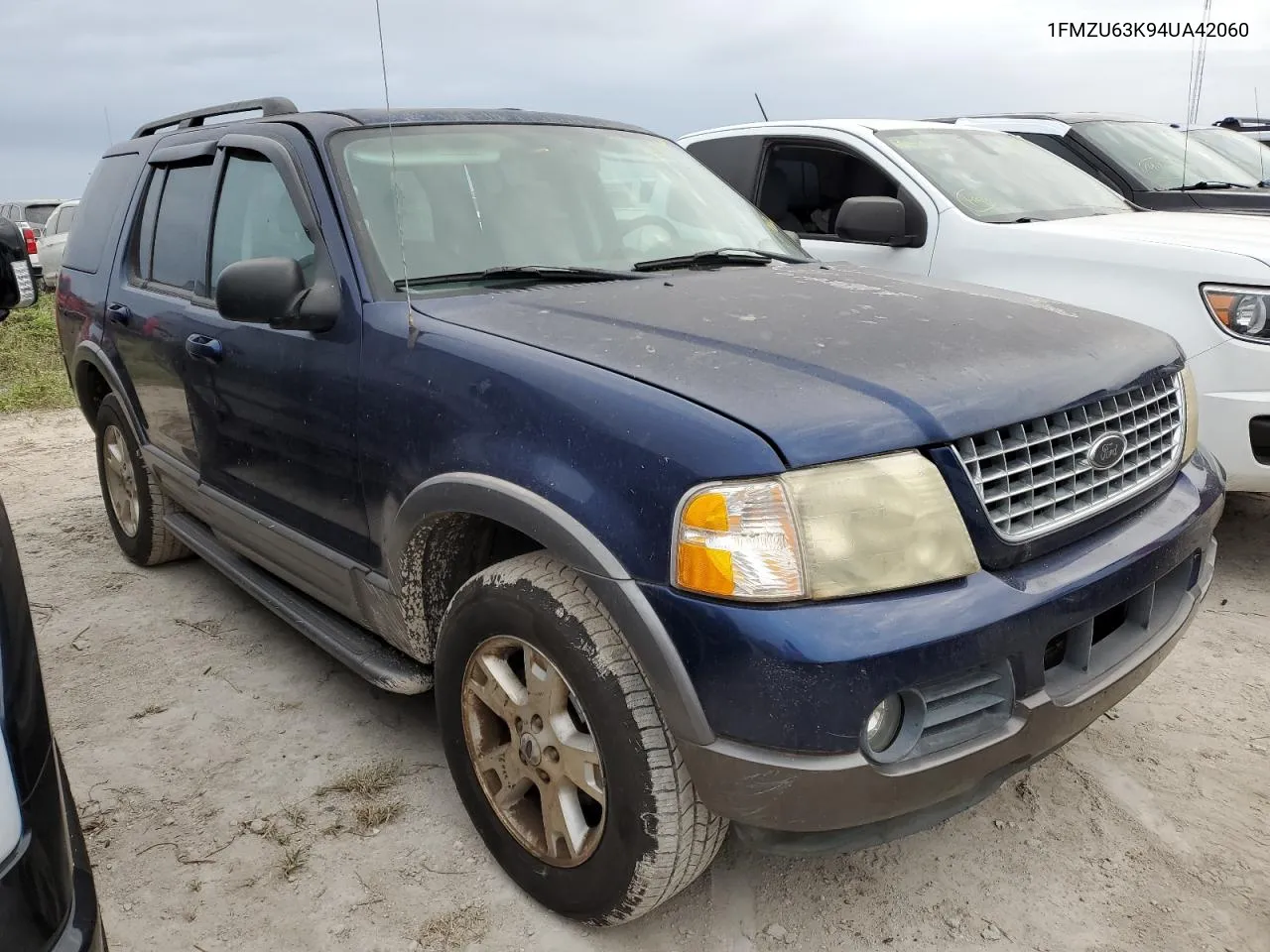 2004 Ford Explorer Xlt VIN: 1FMZU63K94UA42060 Lot: 74682314