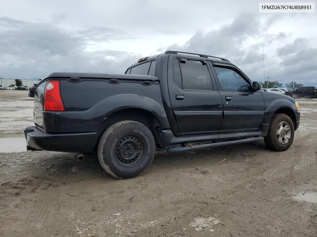 2004 Ford Explorer Sport Trac VIN: 1FMZU67K74UB58951 Lot: 74975654