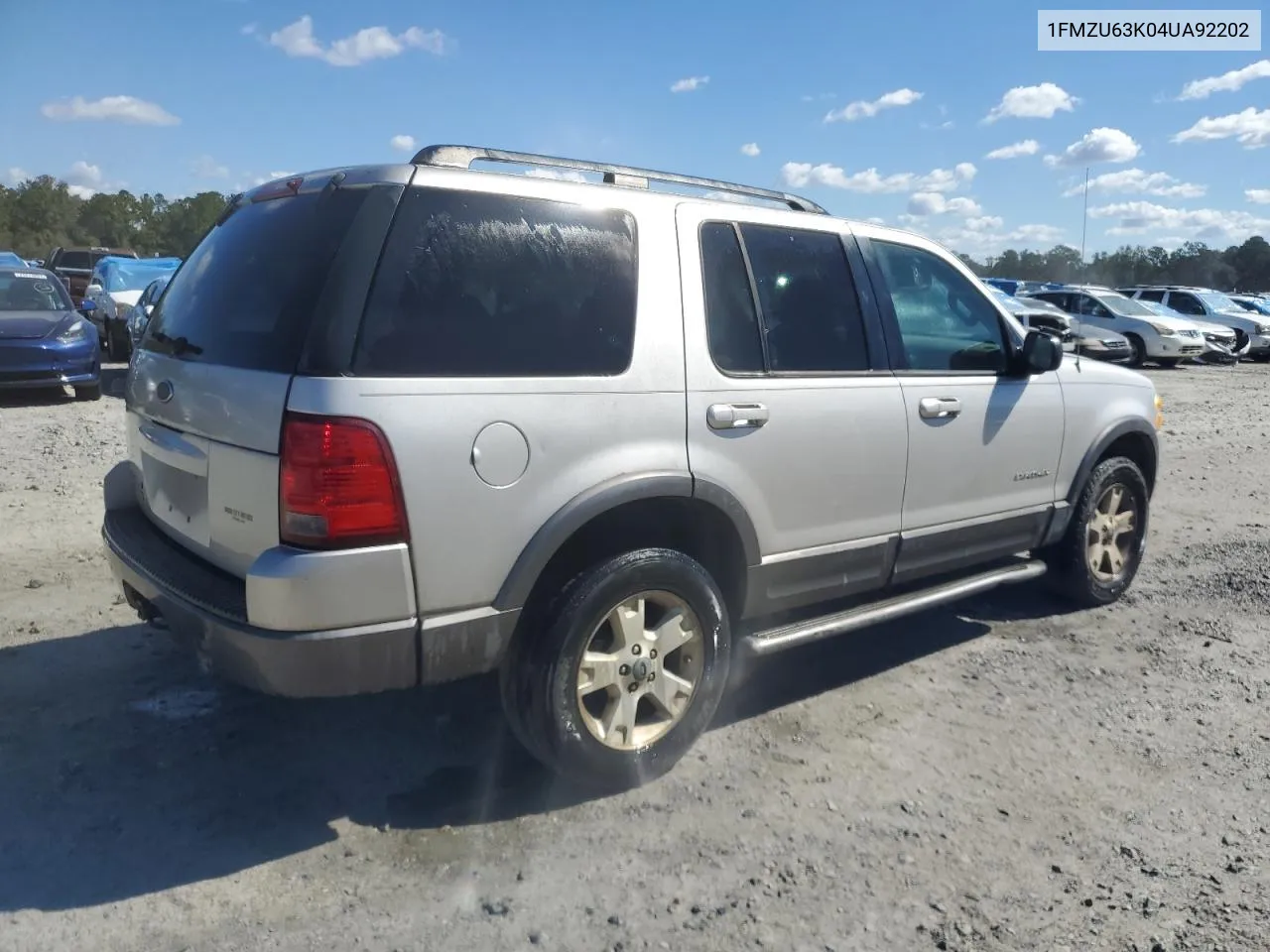 2004 Ford Explorer Xlt VIN: 1FMZU63K04UA92202 Lot: 75817704