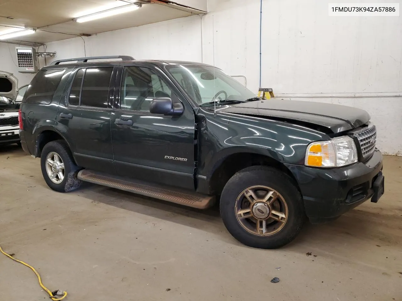 2004 Ford Explorer Xlt VIN: 1FMDU73K94ZA57886 Lot: 76014394