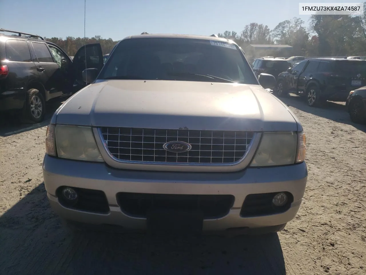 2004 Ford Explorer Xlt VIN: 1FMZU73KX4ZA74587 Lot: 76148254