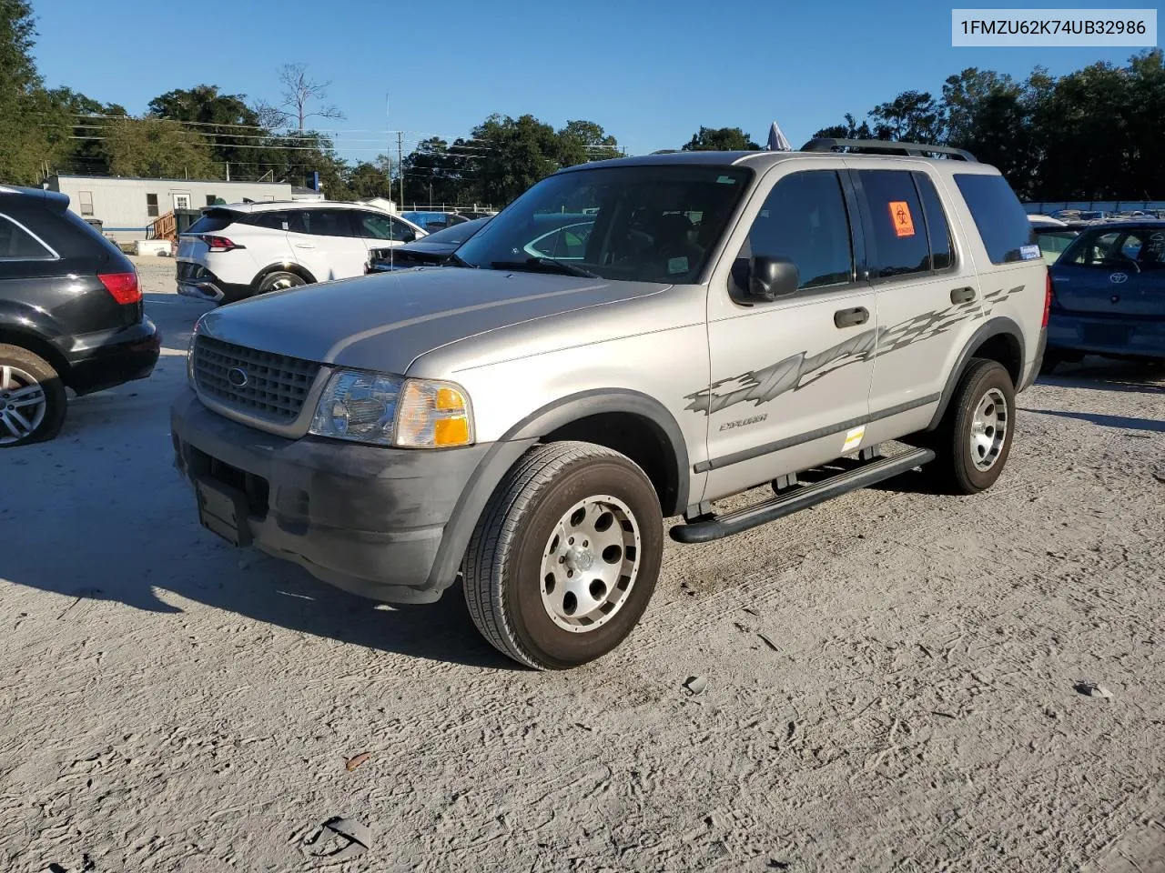 2004 Ford Explorer Xls VIN: 1FMZU62K74UB32986 Lot: 76790924