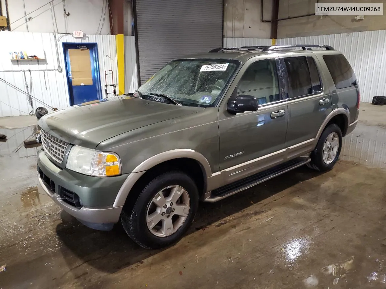 2004 Ford Explorer Eddie Bauer VIN: 1FMZU74W44UC09268 Lot: 79256904