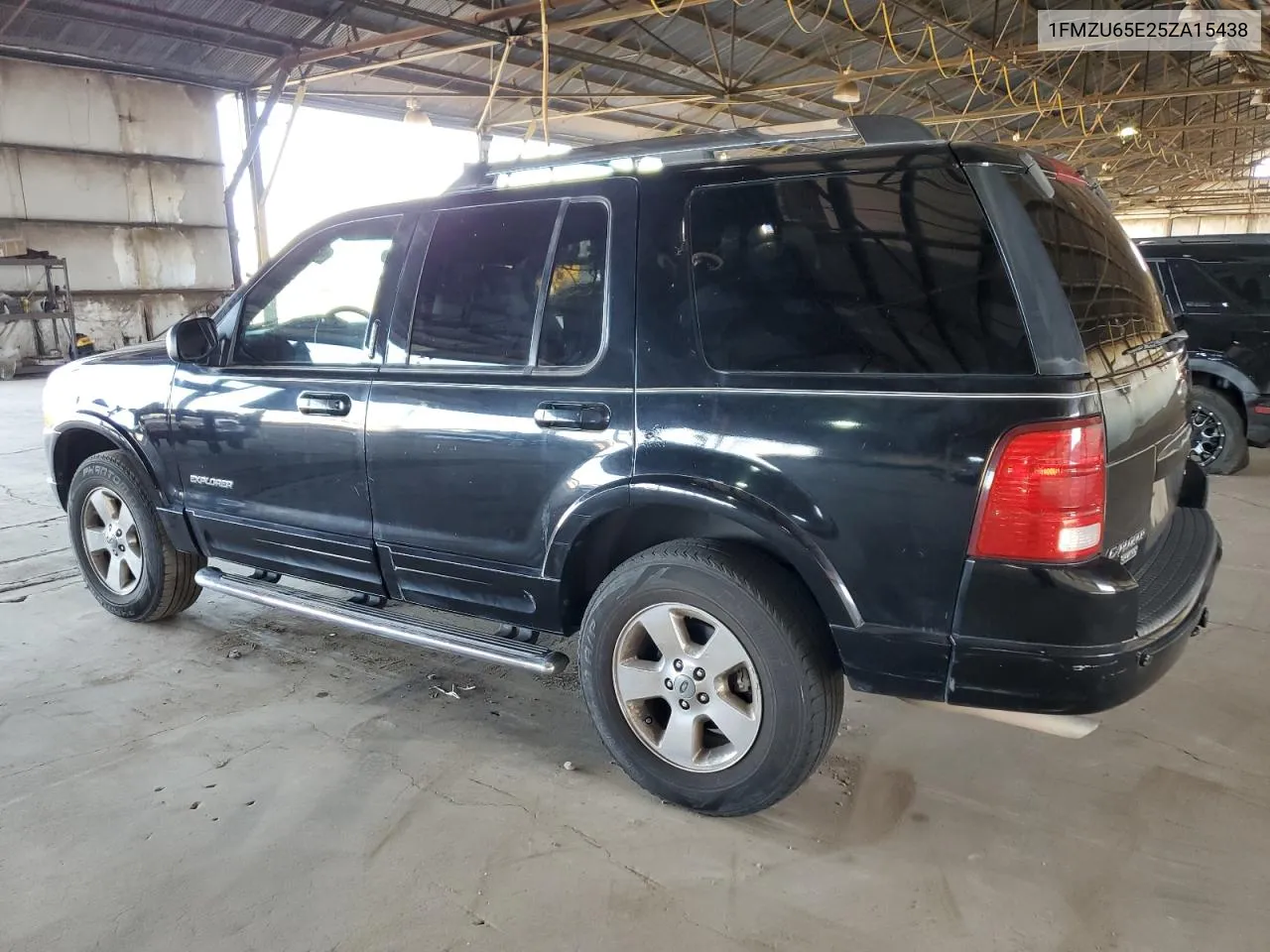 1FMZU65E25ZA15438 2005 Ford Explorer Limited