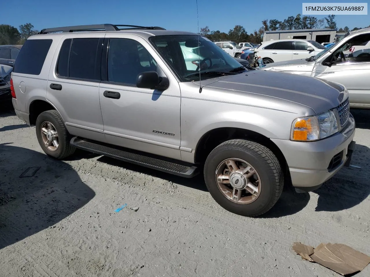 2005 Ford Explorer Xlt VIN: 1FMZU63K75UA69887 Lot: 75574064