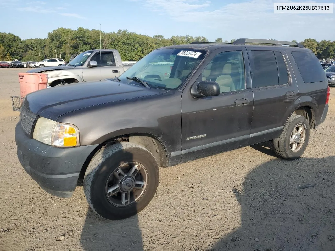 2005 Ford Explorer Xls VIN: 1FMZU62K25UB37613 Lot: 75659474