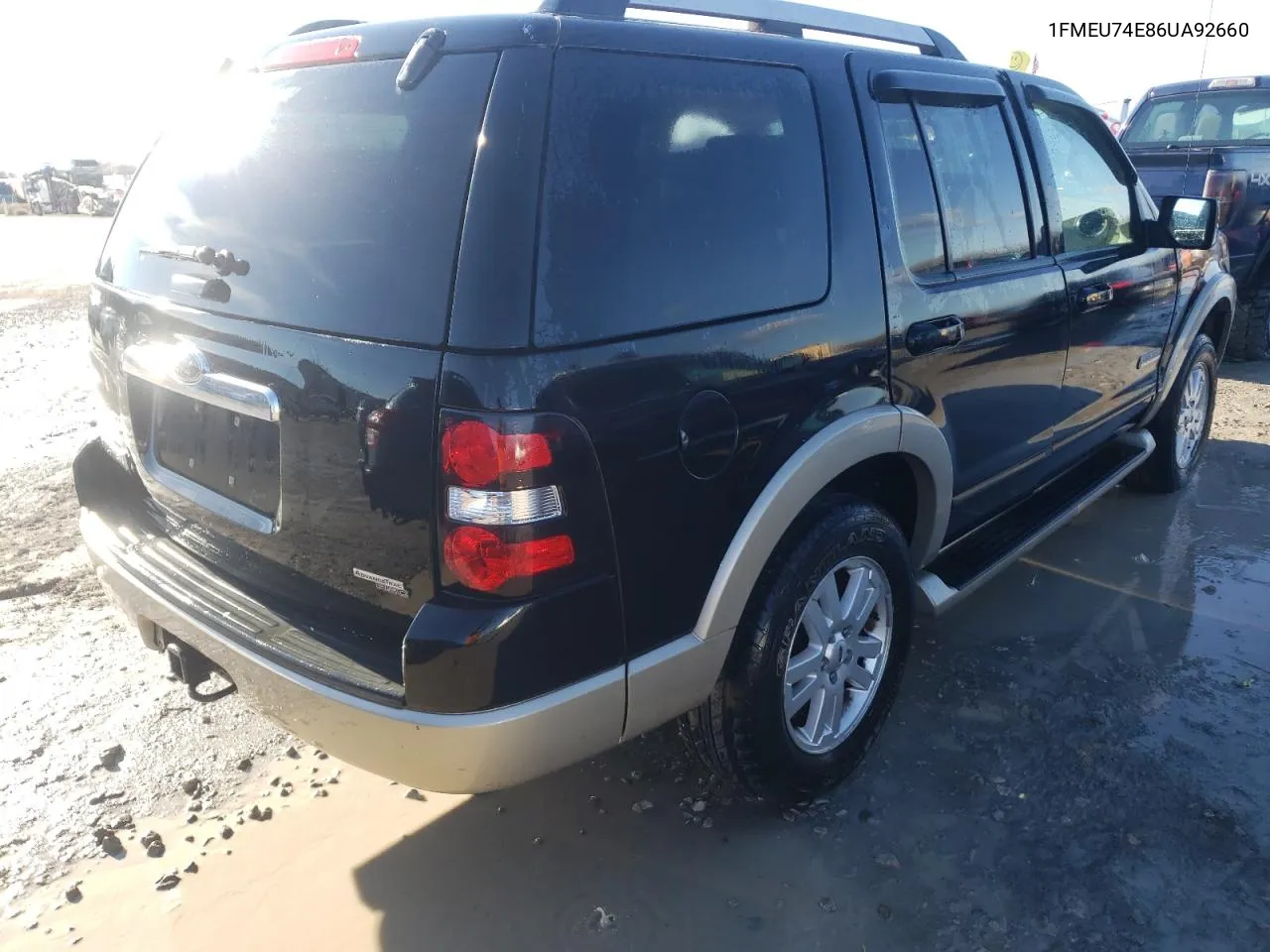 2006 Ford Explorer Eddie Bauer VIN: 1FMEU74E86UA92660 Lot: 52828694