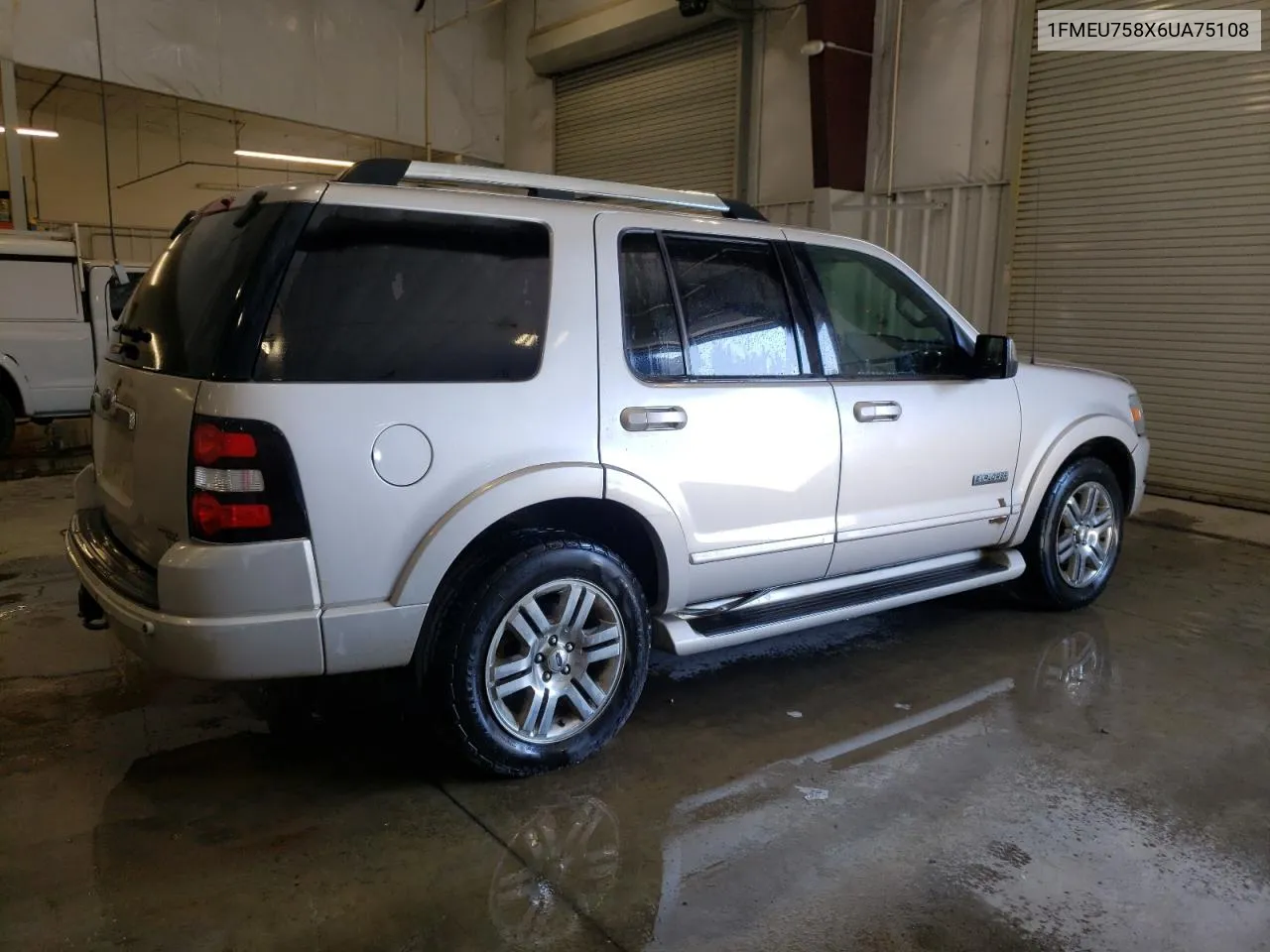 2006 Ford Explorer Limited VIN: 1FMEU758X6UA75108 Lot: 71713864