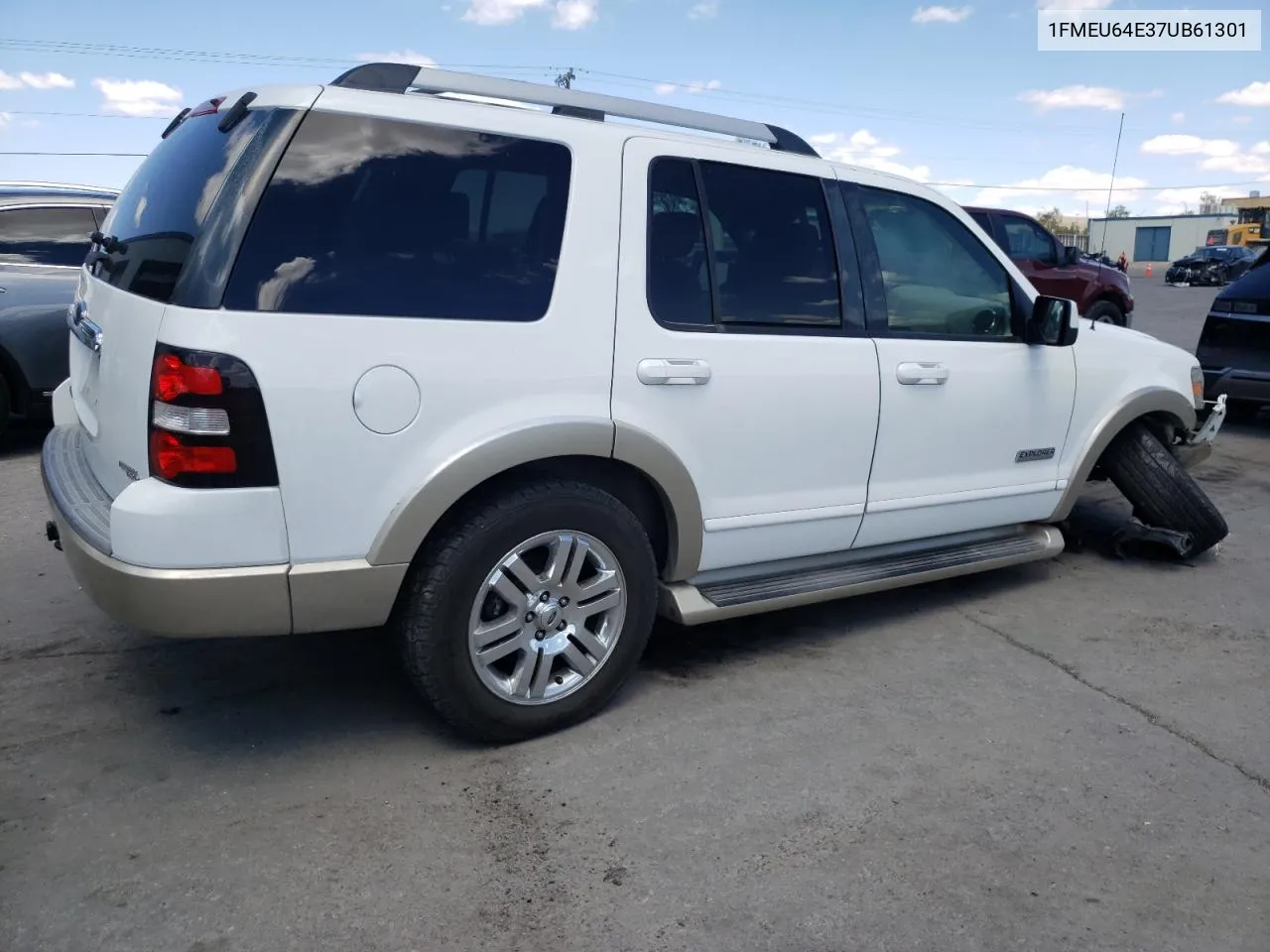 2007 Ford Explorer Eddie Bauer VIN: 1FMEU64E37UB61301 Lot: 70039504