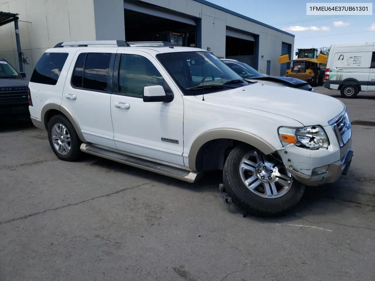 2007 Ford Explorer Eddie Bauer VIN: 1FMEU64E37UB61301 Lot: 70039504